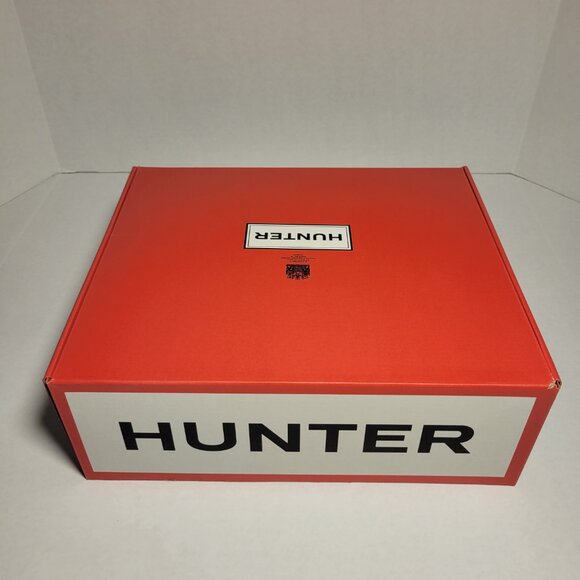 Hunter Women's Original Chelsea Boots in Navy - Picture 3 of 9